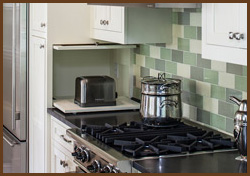 integrated-kitchen-appliance-garage-open