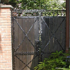 double-iron-gate