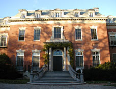 GEORGIAN STYLE HOME IN LORTON, VA