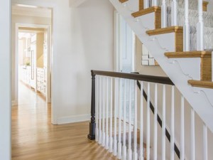 Open Foyer Stairways