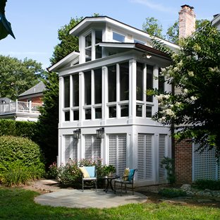 screened in second floor porch