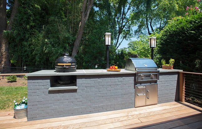 Outdoor Kitchen